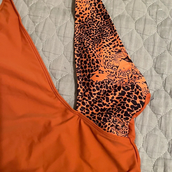 ORANGE~ ONE PIECE SWIMSUIT ~ LG - Picture 7 of 7